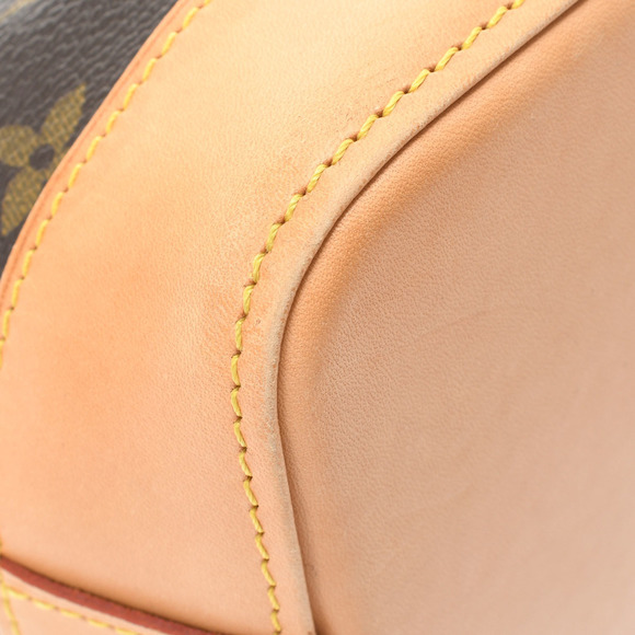 Louis Vuitton Lockit Brown Monogram Canvas Handbag - Picture 7 of 16